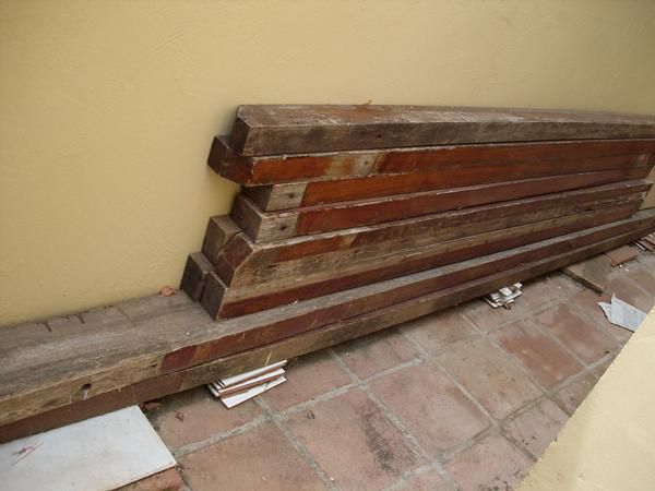 VENDO PERGOLA DE MADERA