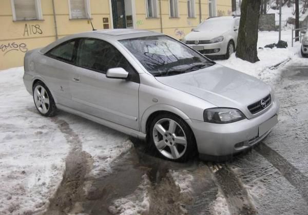 Opel Astra 2.0 16V Turbo Coupe