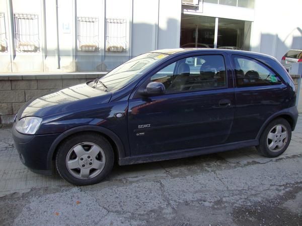 Vendo Opel Corsa 1.7 DTI elegance año 2000 2.900