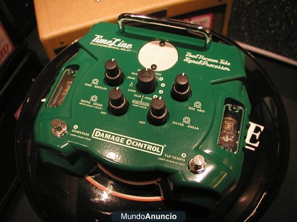 Vendo pedal de delay a valvulas Damage Control Timeline