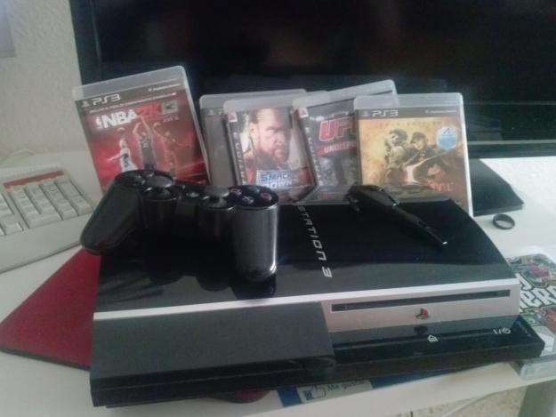 Vendo ps3 con varios juegos