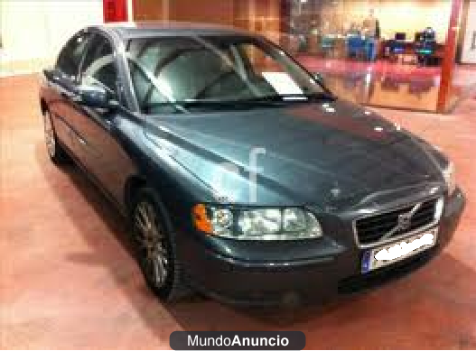 VENDO VOLVO S-60- COMO NUEVO-