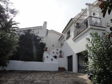 Chalet con 3 dormitorios se vende en Benalmadena Costa, Costa del Sol