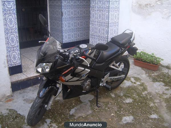 Se vende Honda Cbr 125R