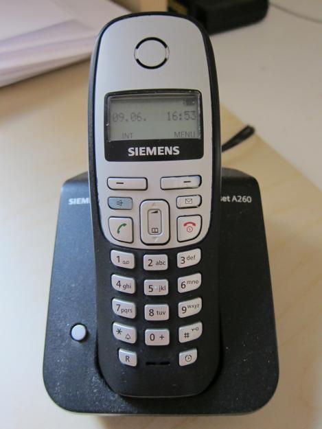 teléfono inalámbrico Siemens.