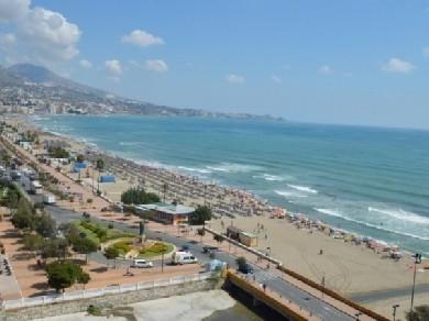 Apartamento con 4 dormitorios se vende en Fuengirola, Costa del Sol