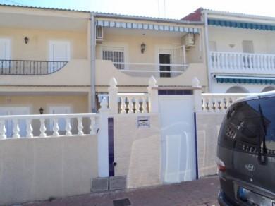 Adosado con 3 dormitorios se vende en Los Balcones, Costa Blanca