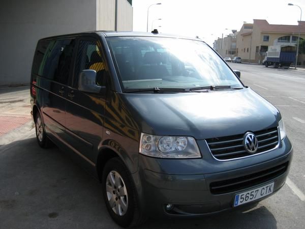 SE VENDE VW MULTIVAN 2.5 TDI 174 CV