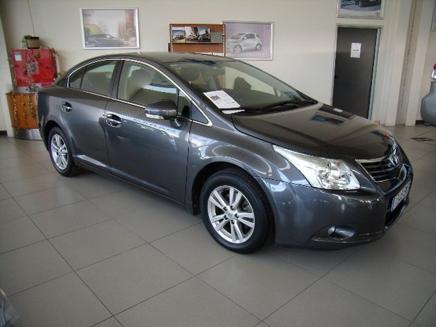 TOYOTA Avensis 2.0D-4D Active