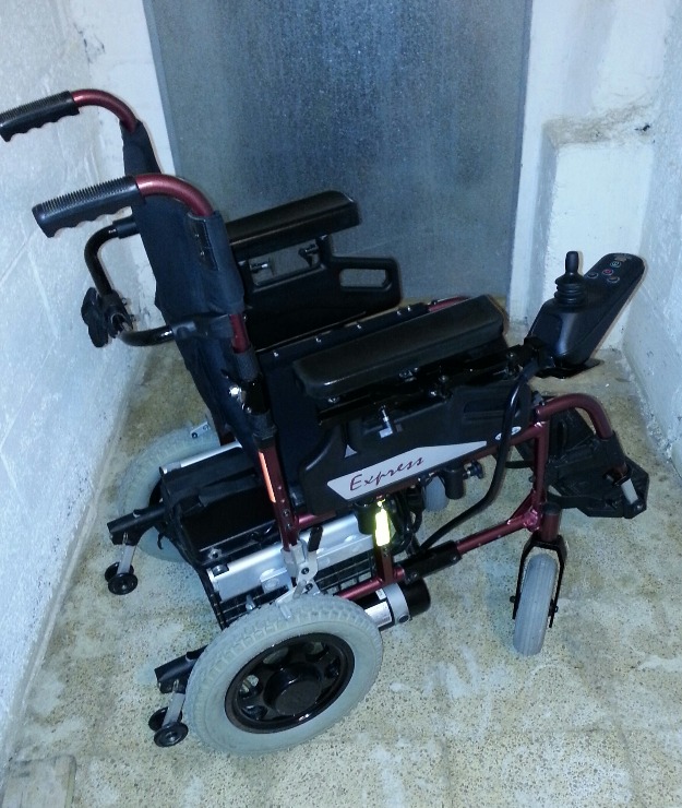 Vendo silla ruedas electrica barata