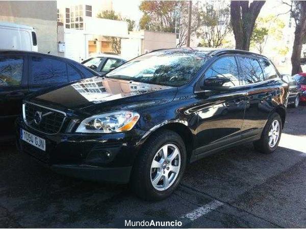 Volvo XC 60 2.4D MOMENTUN. NACIONAL. N