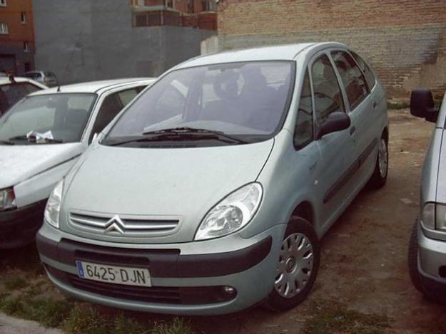 Comprar coche Citroen PICASSO 1.6 HDI 110CV SX-TOP '05 en Madrid