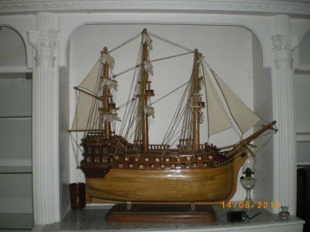 MAQUETA GALEON PIRATA EN MADERA HECHO A MANO