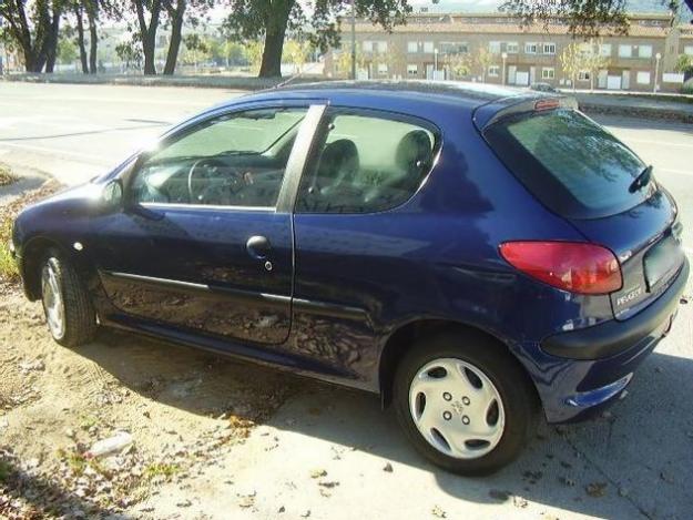 Peugeot 206 1.9 XTD '00 en venta en Palau De Plegamans