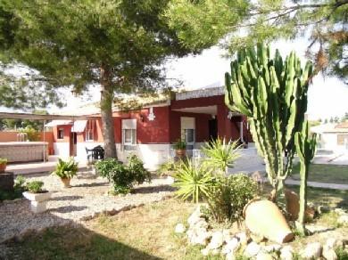 Chalet con 3 dormitorios se vende en La Zenia, Costa Blanca