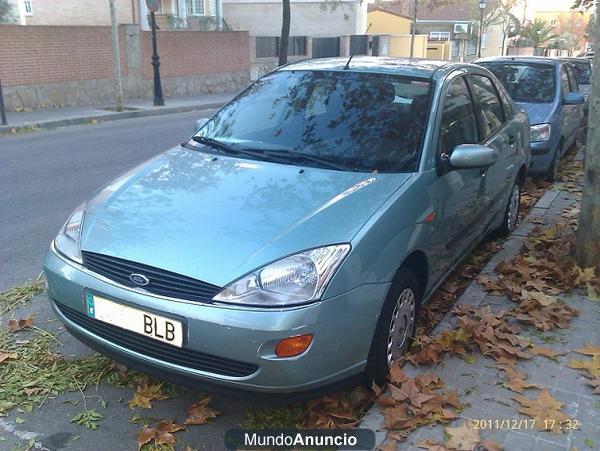 Ford Focus 1.6 Ghia 4 puertas