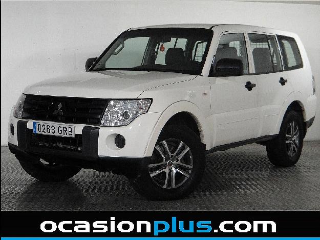 Mitsubishi Montero 3.2 DI-D Invite, 13.800€