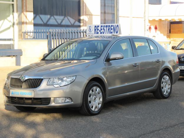 SKODA SUPER B 2.0 TDI COMFORT