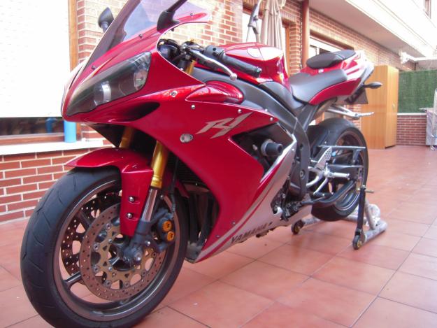 YAMAHA YZF R1 07