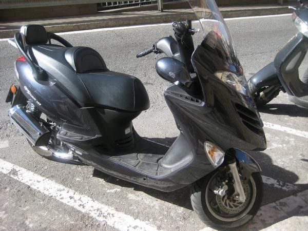 1.500   - OFERTA ! KYMCO GRAND DINK 125cc NUEVA 3100KM CON SEGURO 1 AÑO