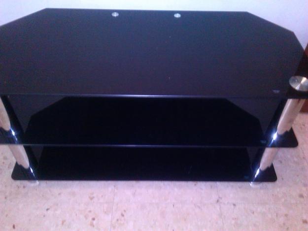 Se vende mesa tv nueva a estrenar