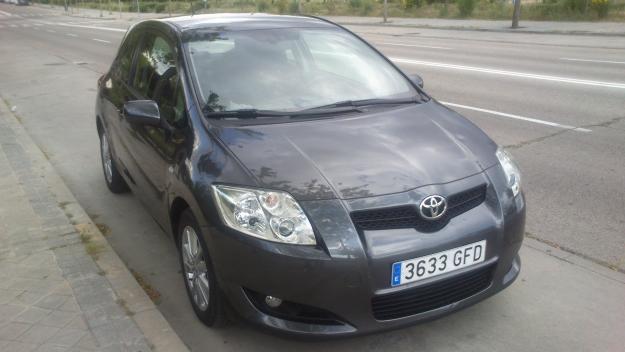 Toyota auris 2.0 d4d sol (126cv)