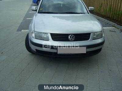 Volkswagen Passat 1.9 TDI CONCEPTLINE