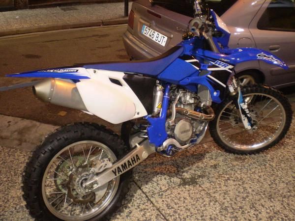 YAMAHA WR 250 F AÑO 2005 ACEPTO MOTO A CAMBIO