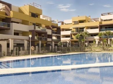 Apartamento con 2 dormitorios se vende en Playa Flamenca, Costa Blanca