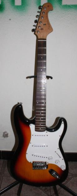 Guitarra tenson modelo strato + Soporte y correa