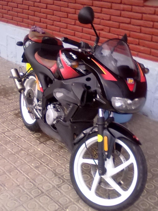 Aprilia rs50 tuono