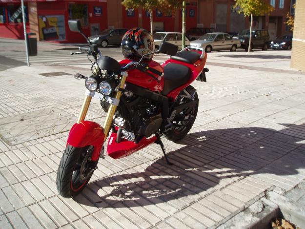 moto hyosung comet GT250Ni