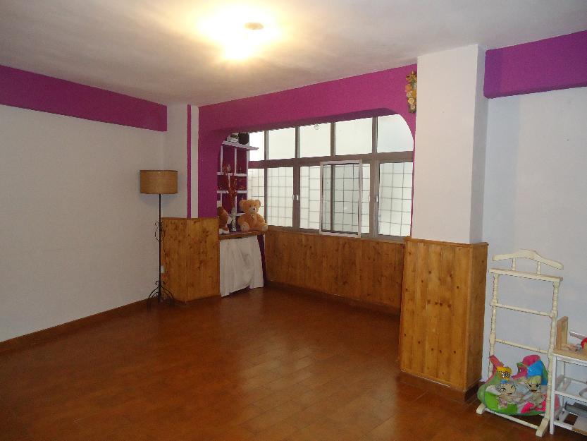 se vende piso 55.000euros 2 habitaciones