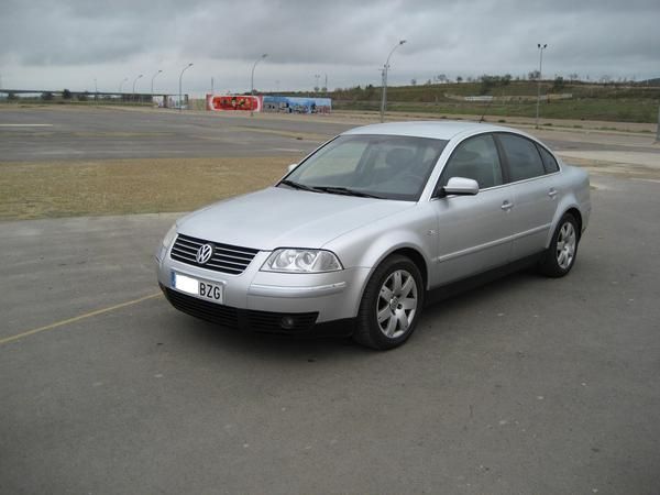 Se vende Volkswagen Passat 1.9 TDI Highline 6 velocidades