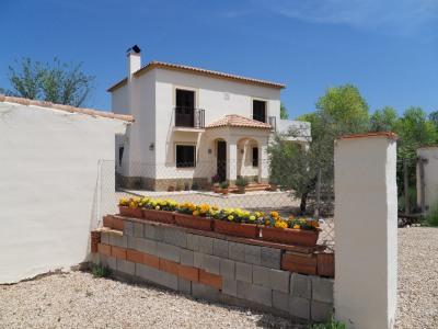 2b  , 2ba   in Teresa De Cofrentes,  Valencia And Costa del Azahar   - 227000  EUR