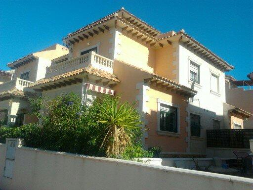 Venta chalet Aguas nuevas Torrevieja