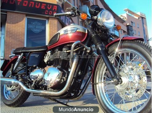 TRIUMPH BONNEVILLE