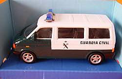 Volkswagen Caravelle T4 Guardia Civil (escala 1:43)