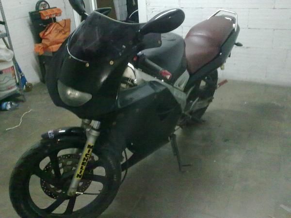 se vende tzr 50