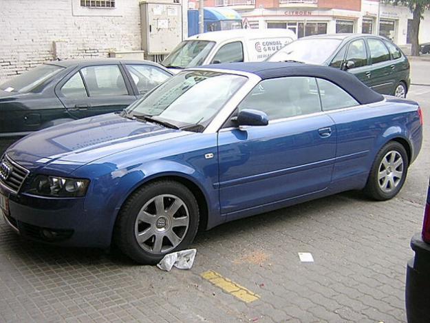 Venta de coche Audi A4 CABRIO 2.5 TDI 163 Cv 6 Velocidades, Piel,Asientos Electricos,Equipo BOSE '02 en Viladecans