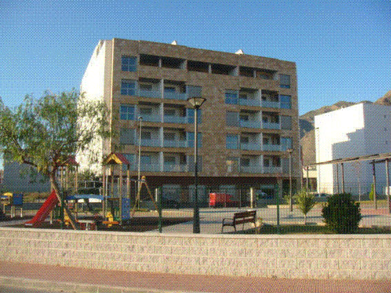 Piso de lujo en alquiler con opcion de compr, frente zona verde.