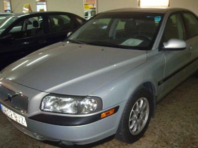 Volvo S80 2.4  1.7