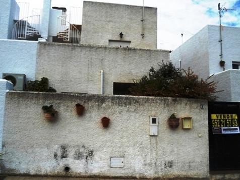 Casa adosada en Lucainena de las Torres