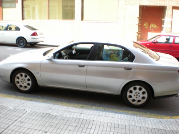 VENDO MI ALFA ROMEO 166 2.0 ts ME URGE LA VENTA CUANTO ANTES