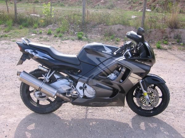 cambio moto CBR 600 F3 por quad