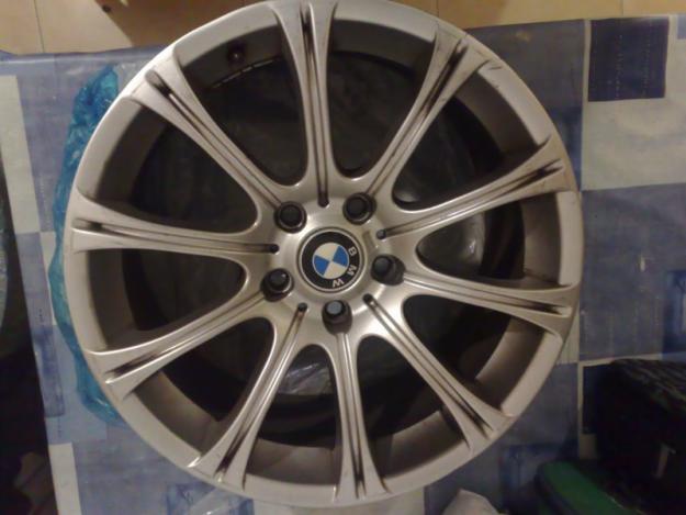 Vendo llantas de serie de BMW de 18 pulgadas