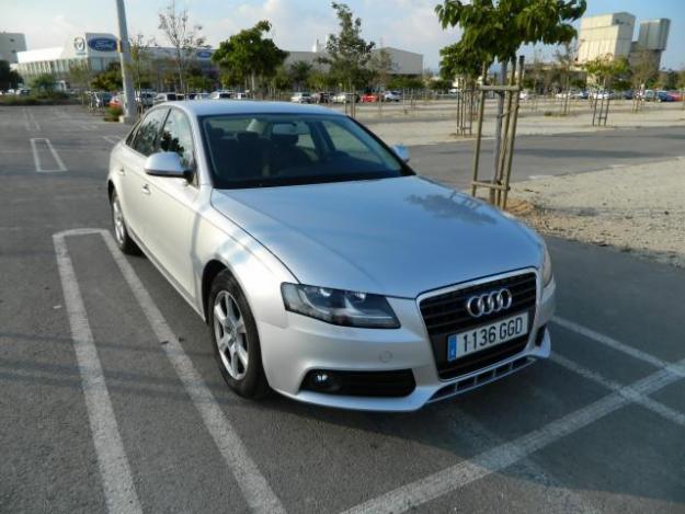 Audi A4 2.0TDI 143 DPF Plateado 2008