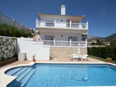 Chalet con 3 dormitorios se vende en Mijas Pueblo, Costa del Sol