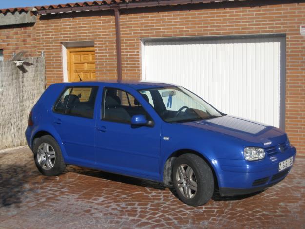 Vendo Volkswagen Golf 1.6 Highline 5p