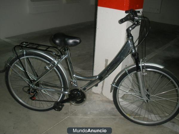 VENDO BICICLETA DE DAMA